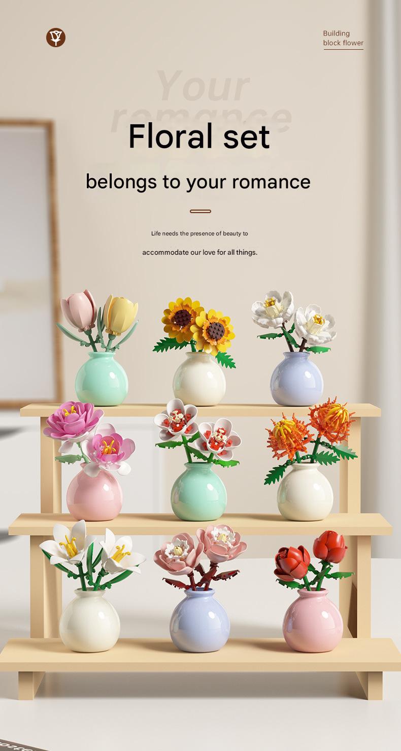 Flower Vase Building Kit – Elegant Floral Micro Build Set