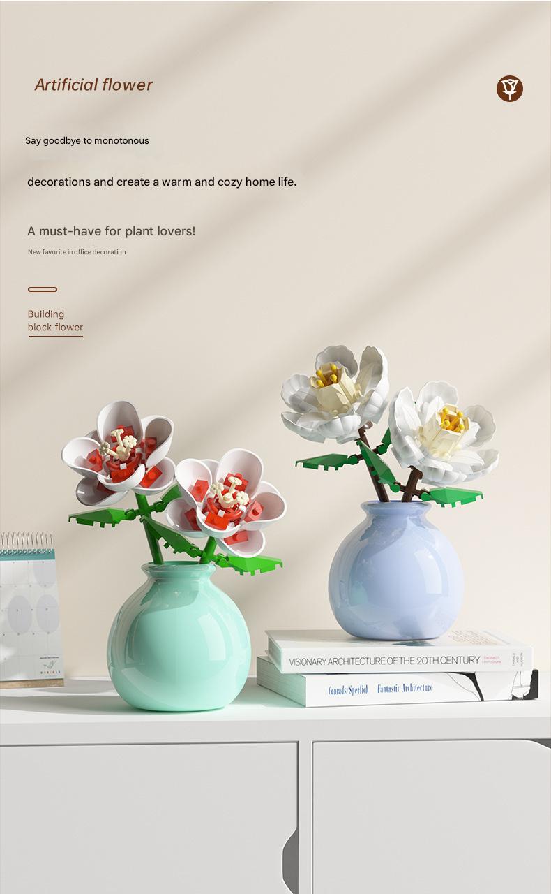 Flower Vase Building Kit – Elegant Floral Micro Build Set