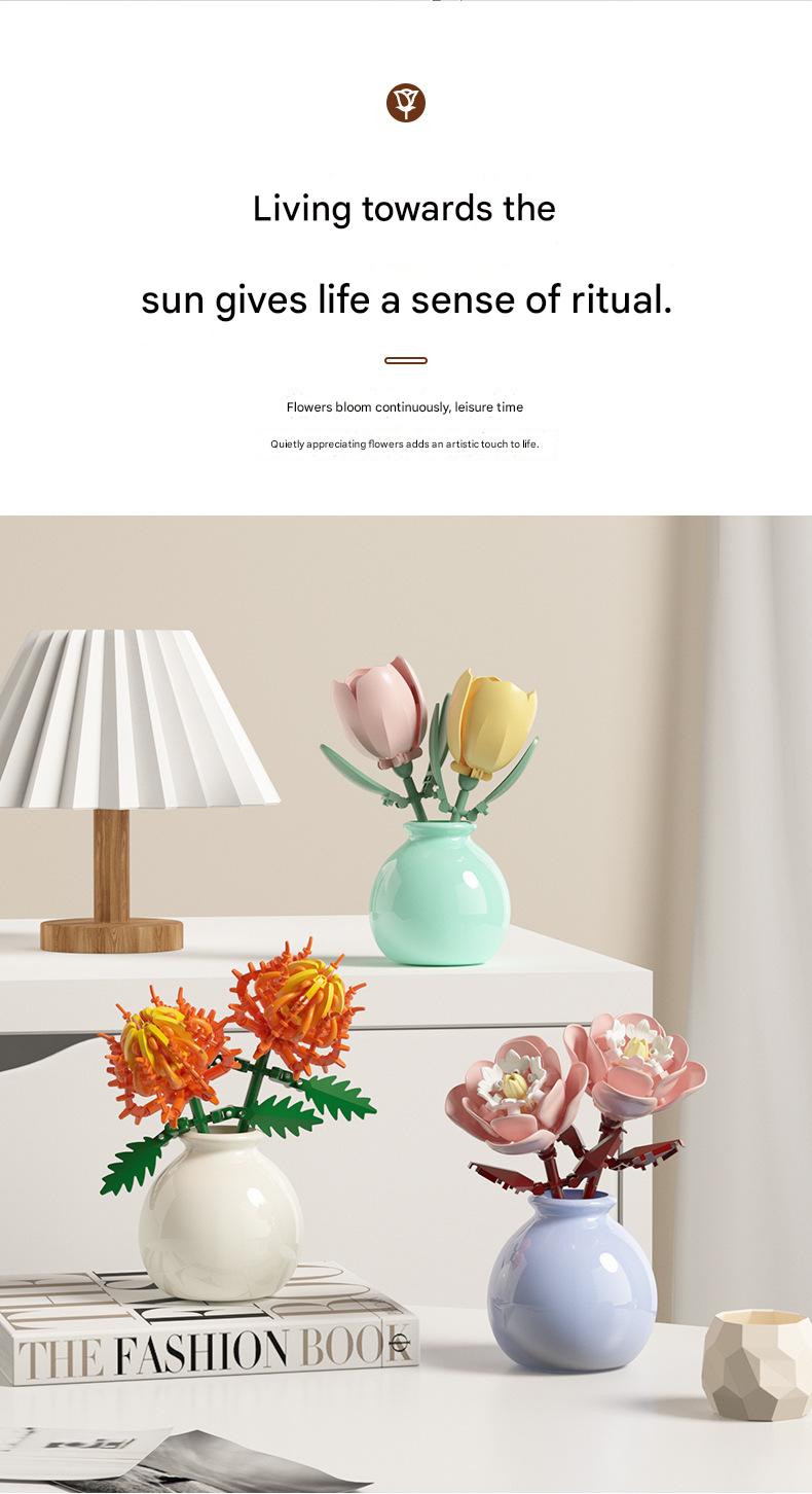 Flower Vase Building Kit – Elegant Floral Micro Build Set