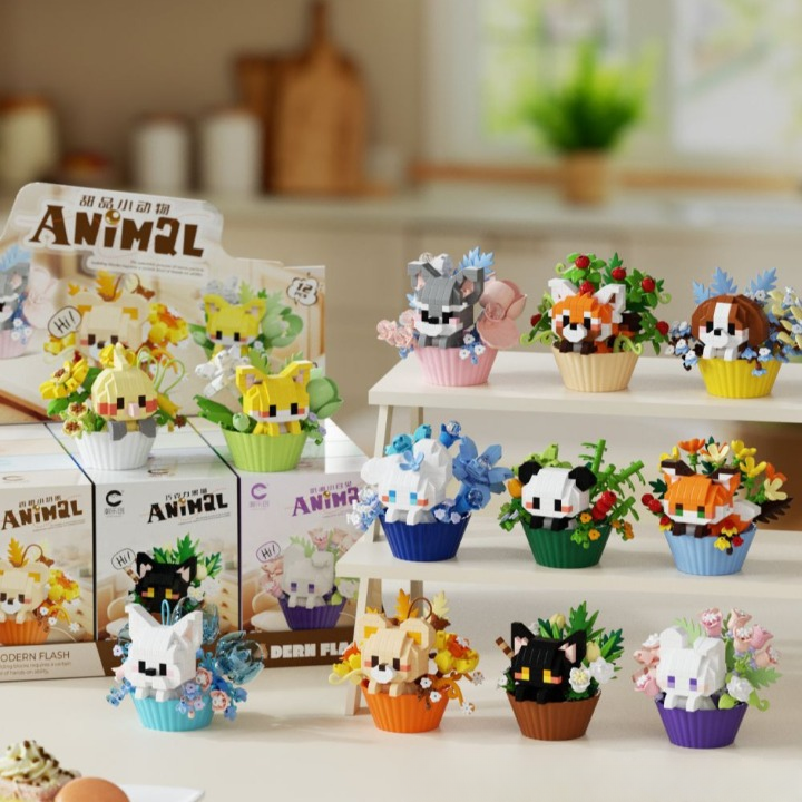 Animal Cup Garden Building Kit – Cute Character Micro Build Set