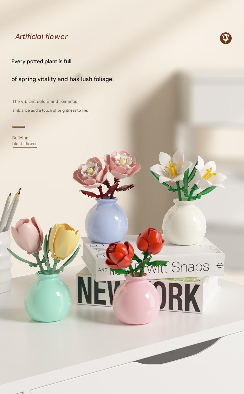 Flower Vase Building Kit – Elegant Floral Micro Build Set