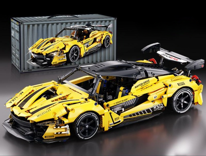Supercar Building Kit – 1:14 Scale High Detail Sports Car Display Set