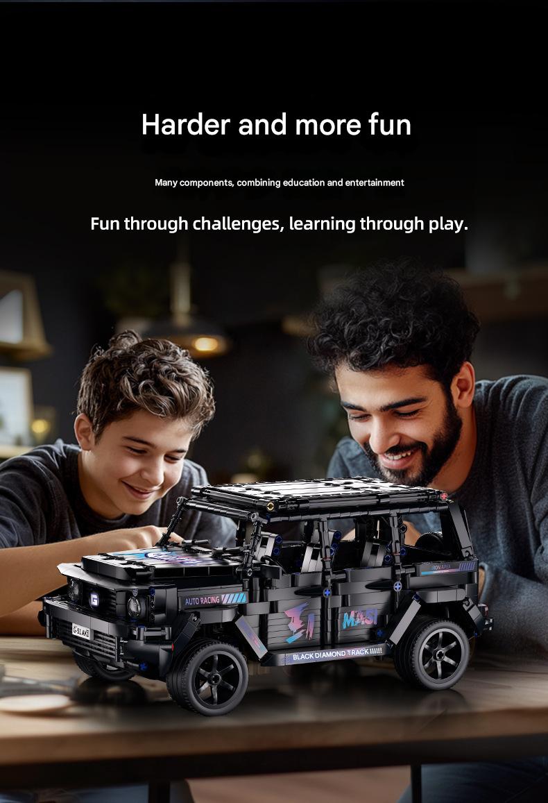 Off-Road SUV Building Kit – 1:14 Scale Rugged Vehicle Display